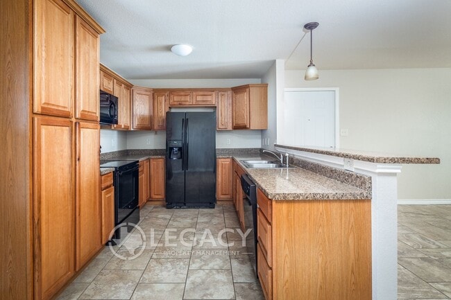 1305 Kings Way Unit 2C