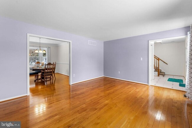 Photo - 8009 Frontier Dr