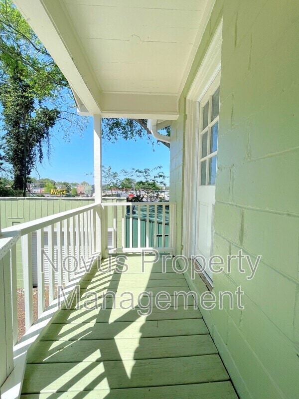 Photo - 107 Parson St Unit B
