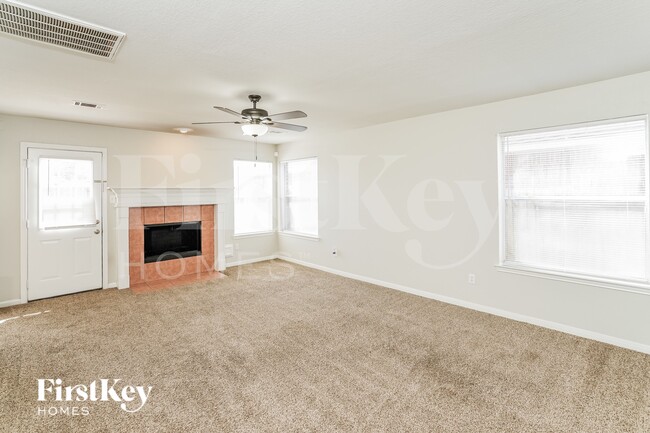 24027 Holleygate Ct
