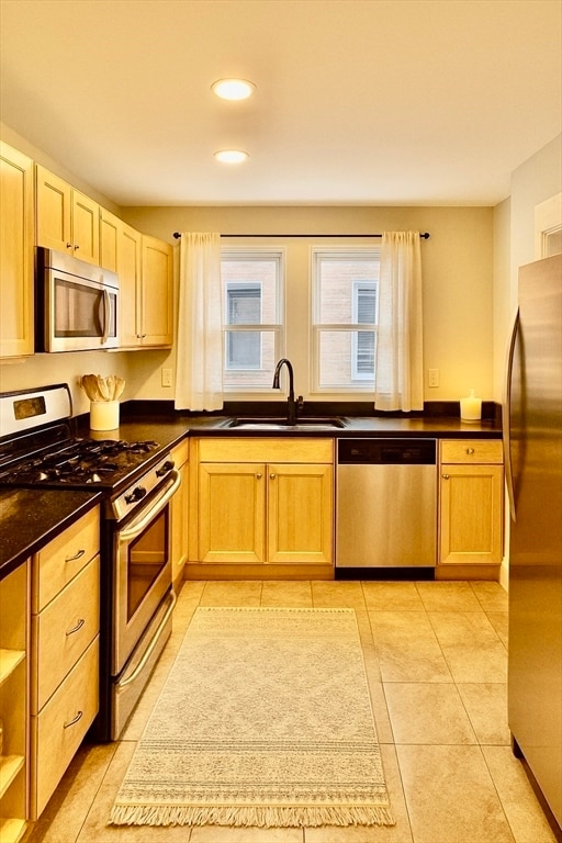 Photo - 58 Saxton St Unit 2