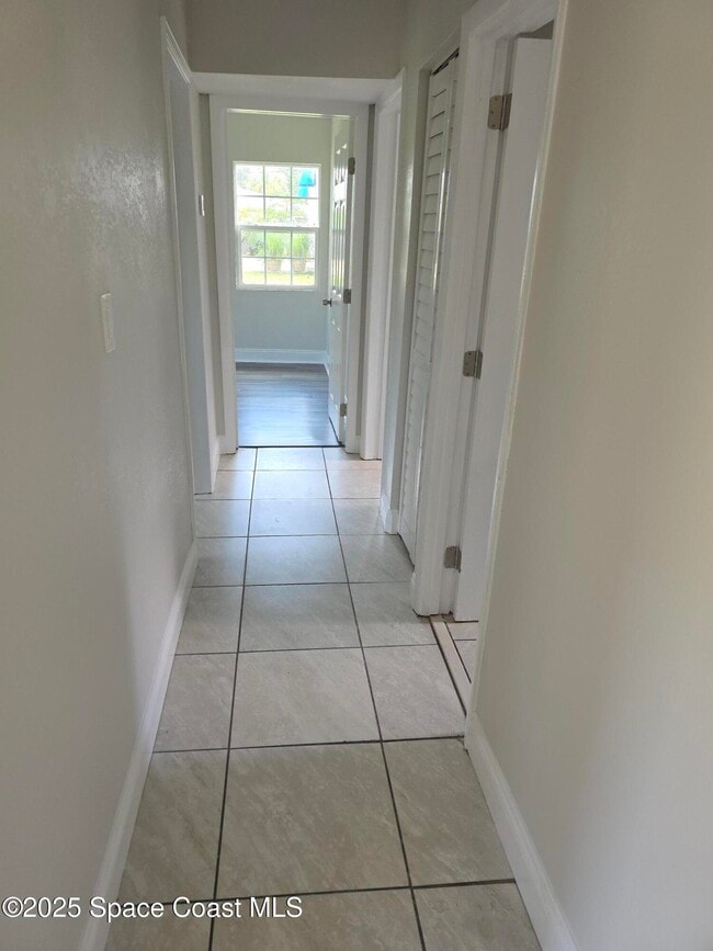Photo - 413 Dove Ave