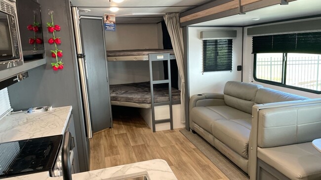 Photo - 13691 E Hwy 25