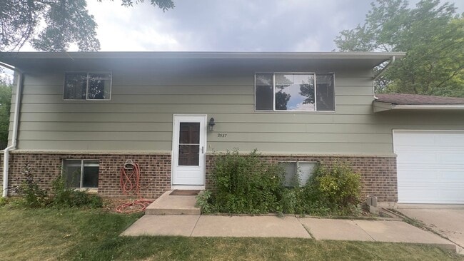 Building Photo - Great House In Fort Collins