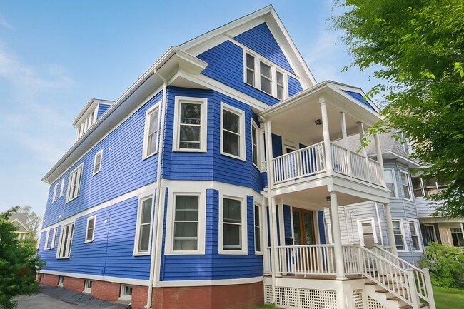 Photo - 276-278 Willow St Unit 1