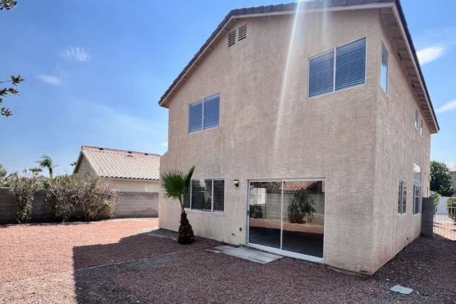 Photo - 58320 Arrowleaf St