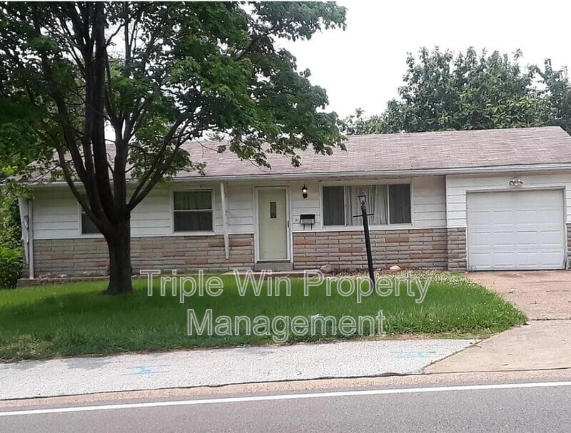 Photo - 10201 Lilac Ave House