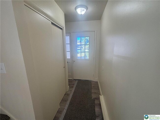 Photo - 5 Stonewood Pl