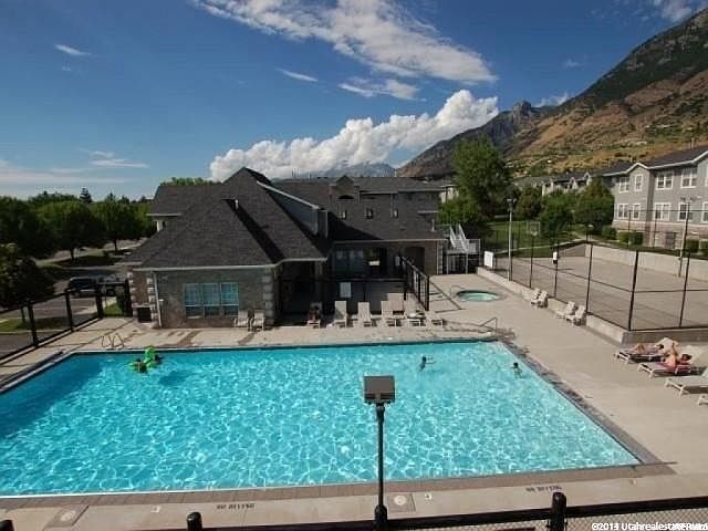 Photo - 504 N Seven Peaks Blvd Townhome