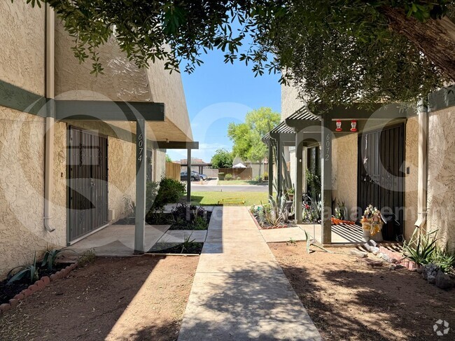 Building Photo - 6074 W Golden Ln Rental