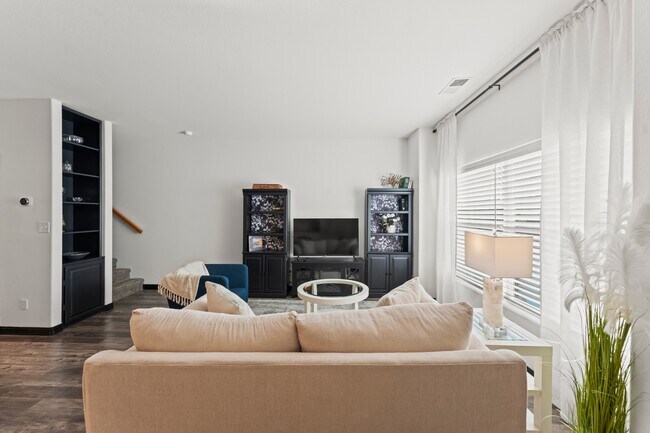 Photo - 4397 Prestige Point