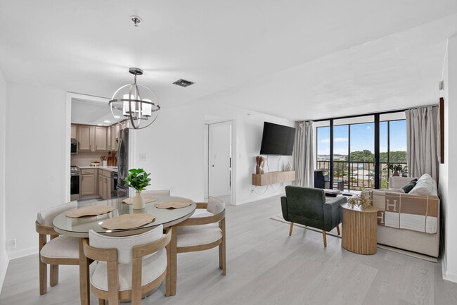 Photo - 7835 Lakeside Blvd Unit 966