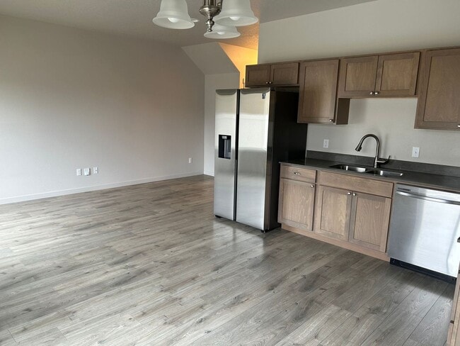 Photo - 7170-7174 W Heritage Street Unidad 7170 W Heritage Street