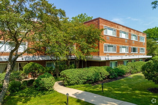 Garden House Apartments