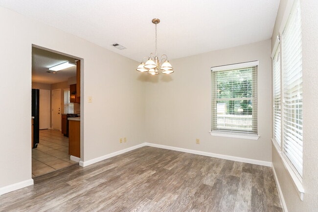 Photo - 3645 Fairview Dr