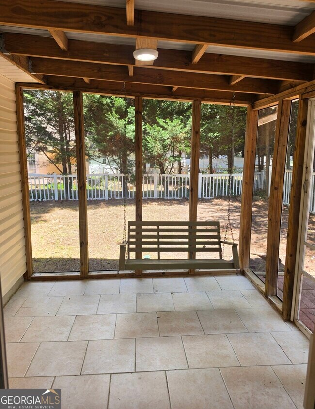 Photo - 703 S Fairfield Dr