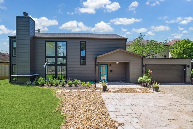 Building Photo - 7703 Bobbitt Ln