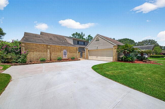 Building Photo - 3710 Point Clear Dr Rental