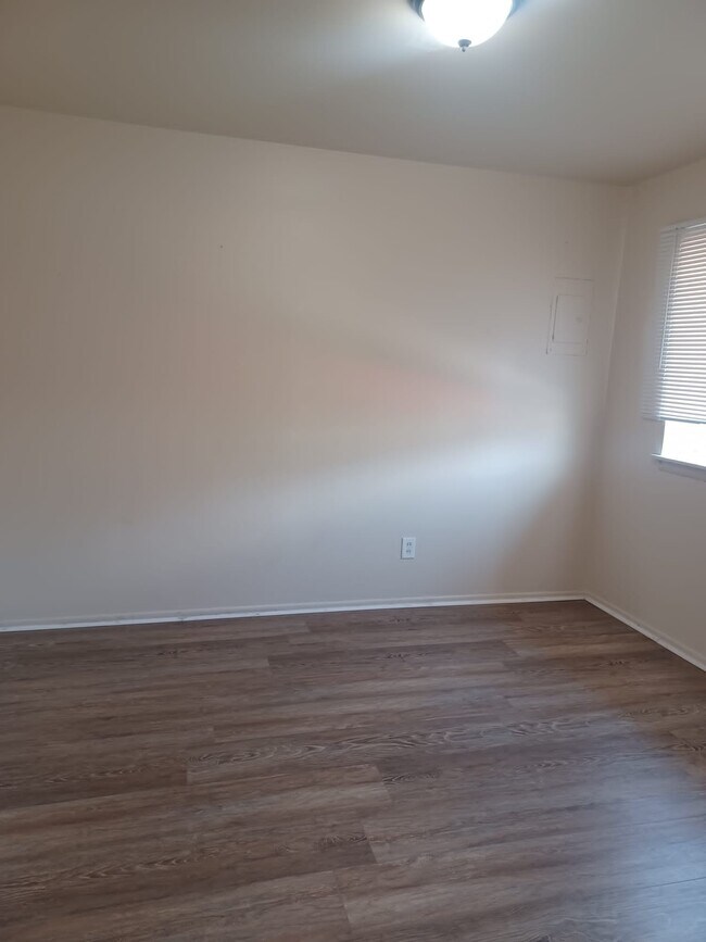 Photo - 2534 Telegraph Rd Unit 2534-C
