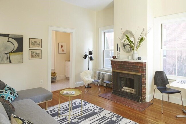 Photo - 26 Linnaean St Unit 4