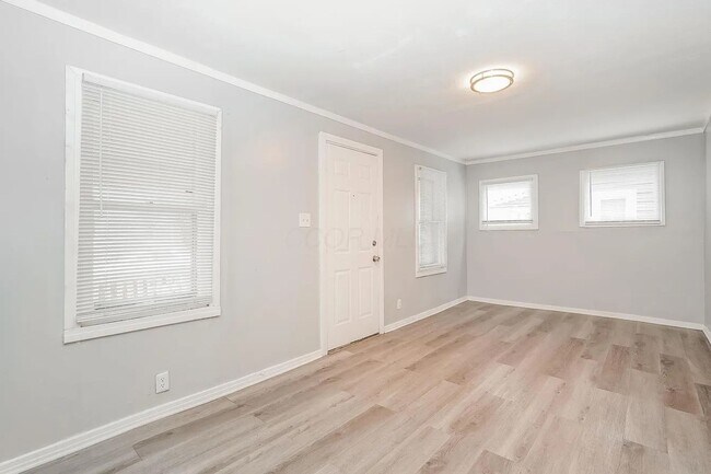 Photo - Charming 3BR Home with Fully Fenced Yard Near Easton and Downtown