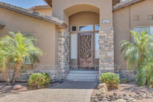 Photo - 1811 W Maplewood Pl