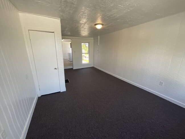 Photo - 516 E Boundary Ave