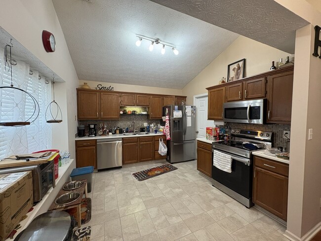 Photo - 3044 Village Park N Dr