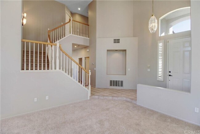 Photo - View Home 3 Bedrooms Plus