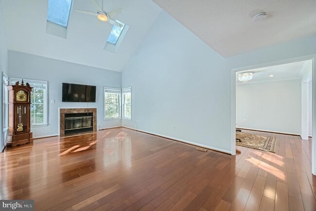 Photo - 8 Sapphire Hill Ct