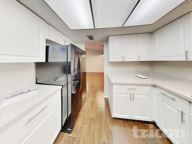 Photo - 8102 Chickasaw Ln