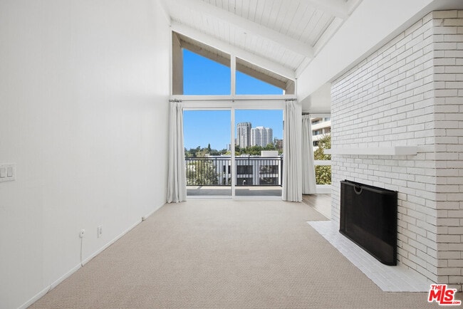 1340 S Beverly Glen Blvd Unit 313