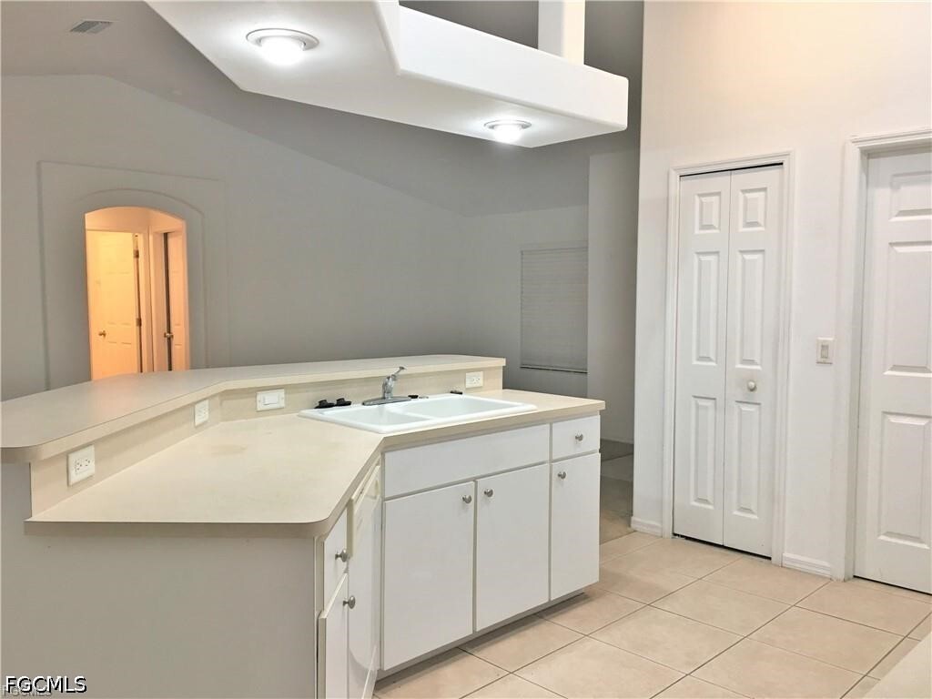 Photo - 2221 SW 8th Pl