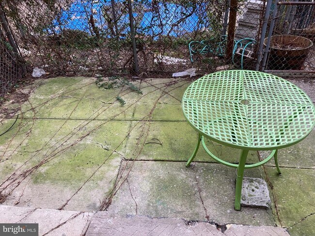 Photo - 5207 Hazel Ave