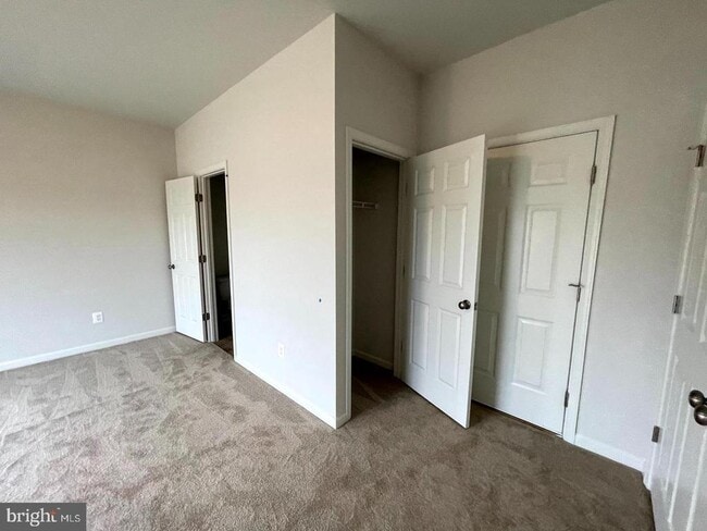 Photo - 200 Norland Knoll Dr