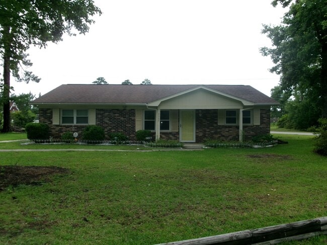 2 bedroom duplex apartment off Forestbrook... - 2 bedroom duplex apartment off Forestbrook... Unit A