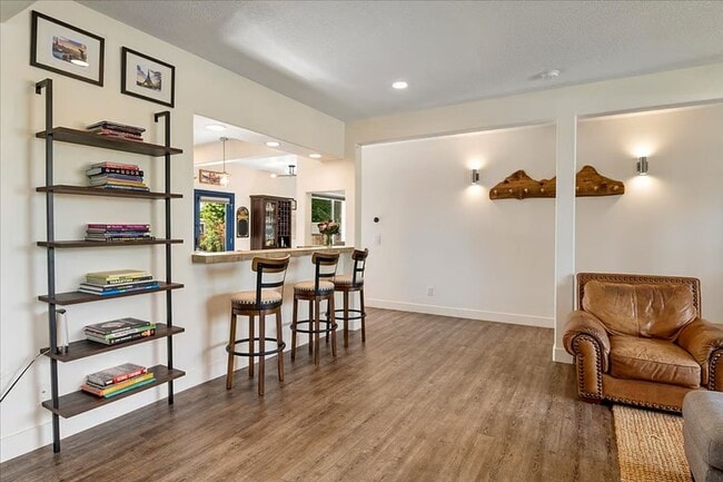 Photo - 1622 NW Rimrock Dr