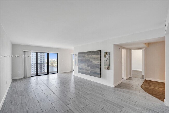 Photo - 1201 S Ocean Dr Unidad 2109N