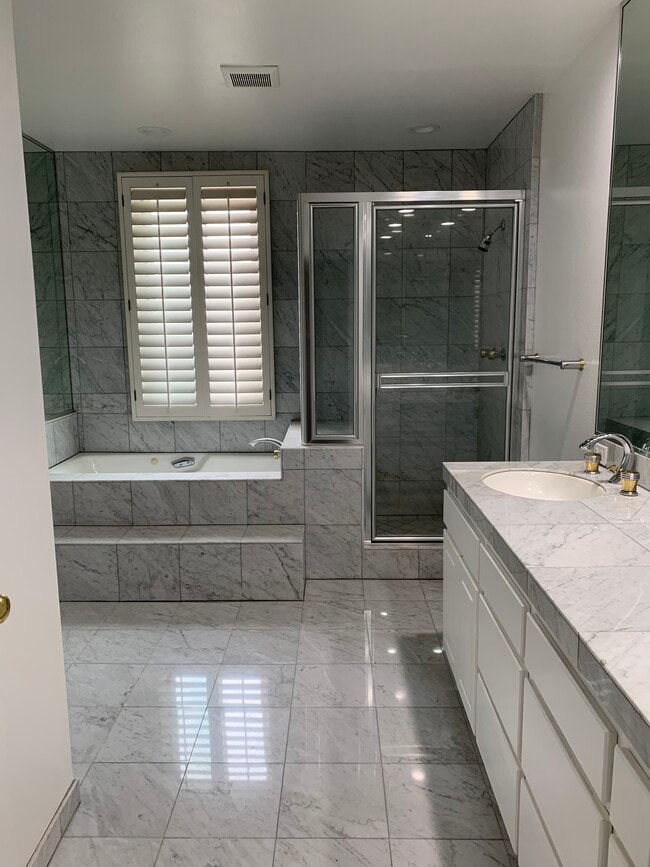 Master Bathroom - 741 W Sycamore Ave