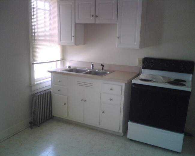 Photo - 308 Grandview Ave Unit Apt. C