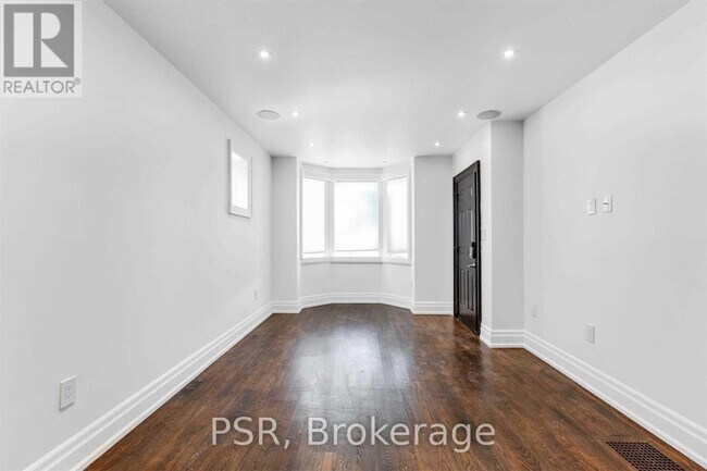 Photo - 114 Braemar Ave