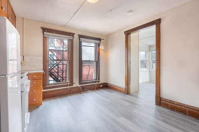 Photo - 2610 College St - Cedar Falls