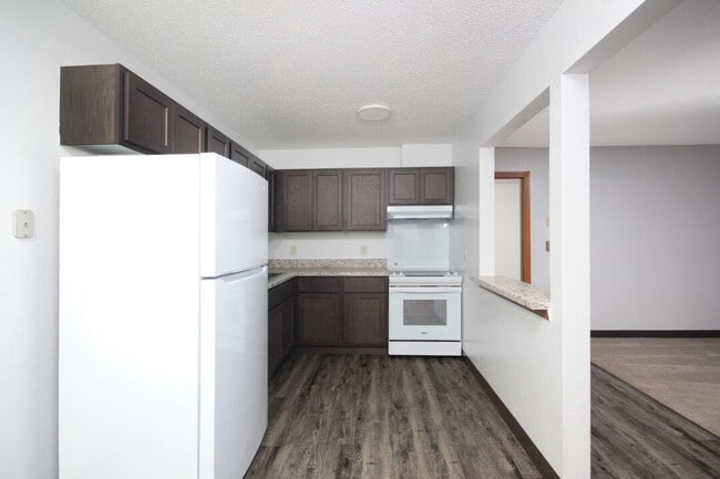 Photo - Westfield Apartments