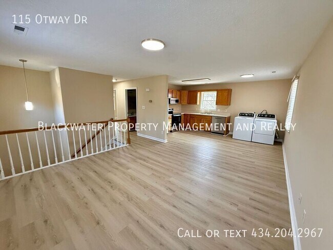 Photo - 115 Otway Dr