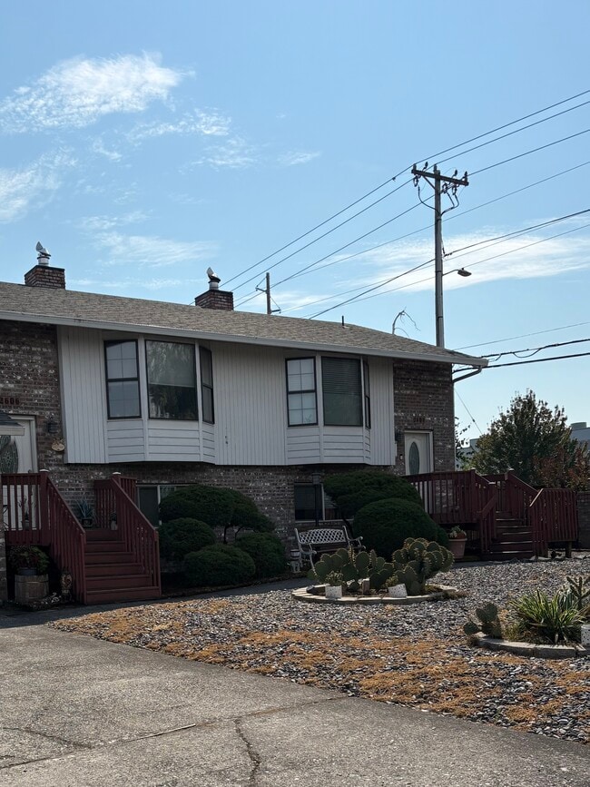 Building Photo - 2608 SW 23rd St Rental