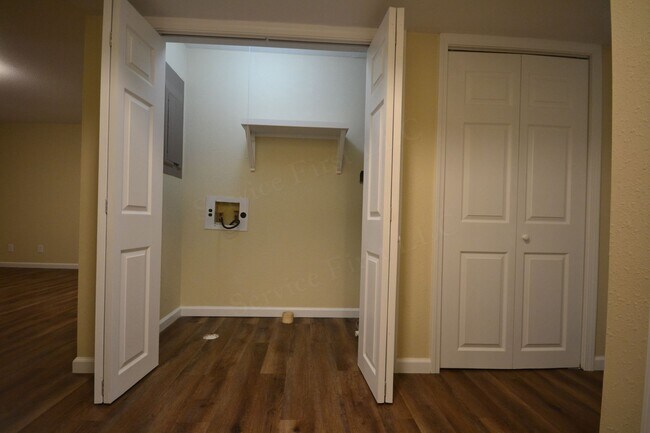 Pike Apartments