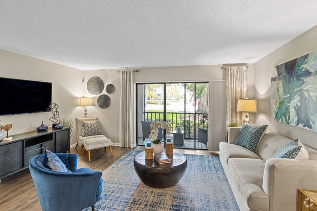 2BR, 2BA - 1200SF - Living Room