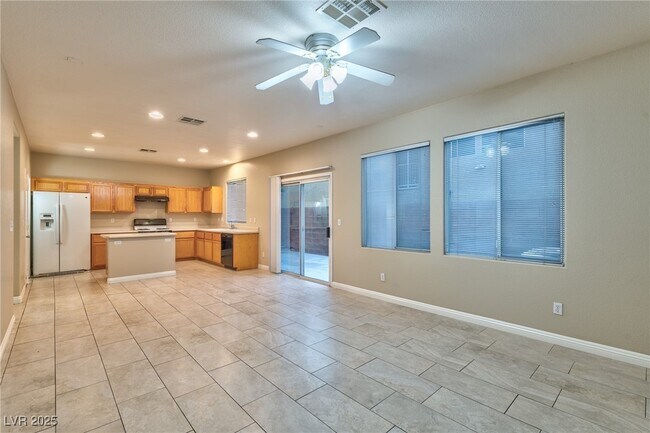 Photo - 4072 Blue Wildrye St