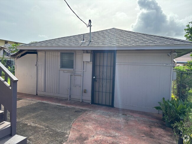 Building Photo - Wahiawa - California Ave - Studio Cottage ... Rental