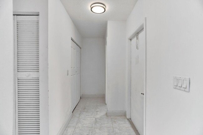 Building Photo - Southwest 8th Street, North Lauderdale, FL 33068 - 3 BR 2.5 BA townhouse